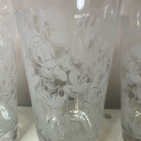 Vintage Etched Disney drinking glasses set of 4 - Picture 10 of 10